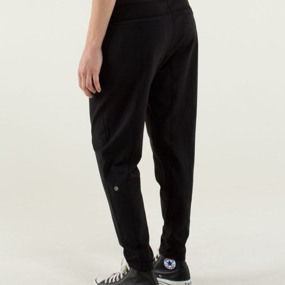 Lululemon Take Me Om Stirrup Pant Black 12 - Picture 4 of 4